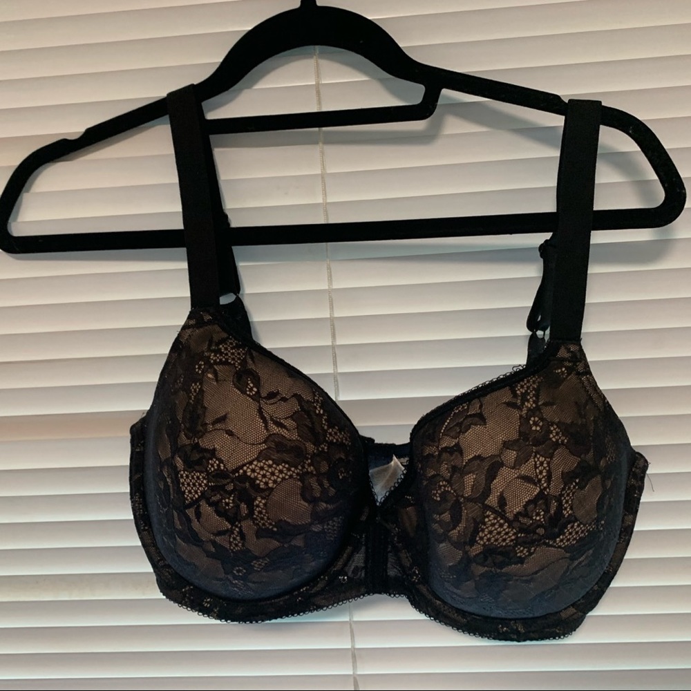 Wacoal lace black bra. Size 34G.